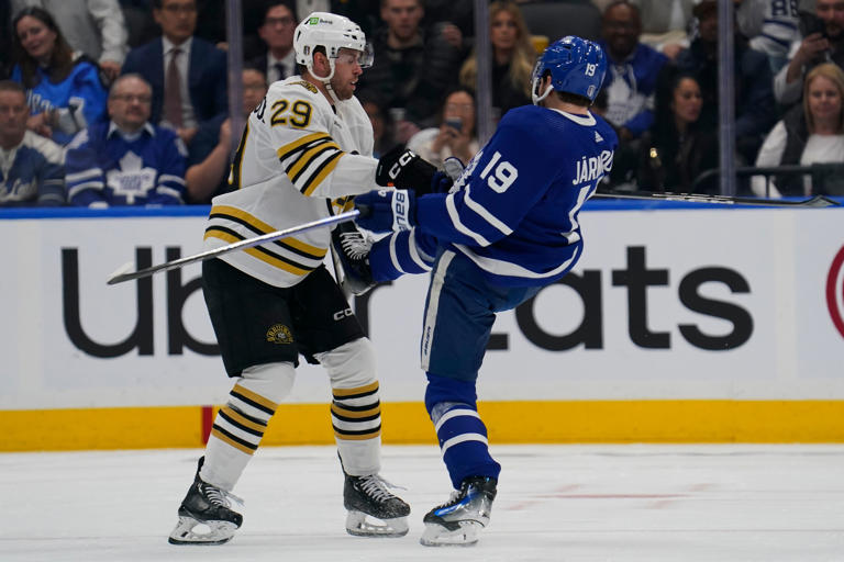 3 disappointing Toronto Maple Leafs players who are bounce-back candidates for next season feat. John Tavares