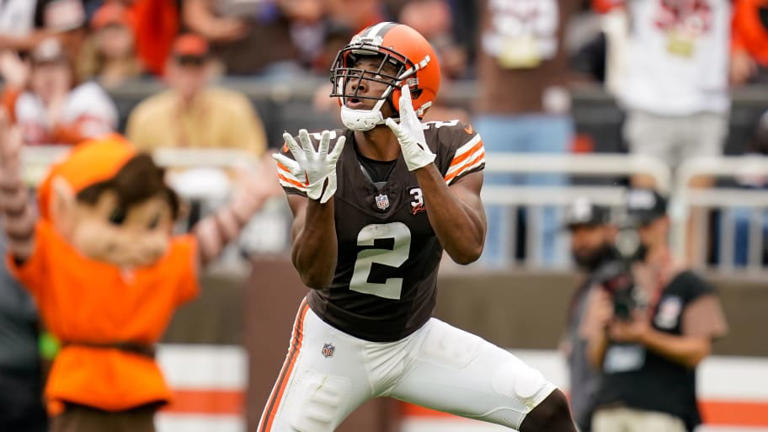 Latest Rumor About Amari Cooper Should Concern the Cleveland Browns