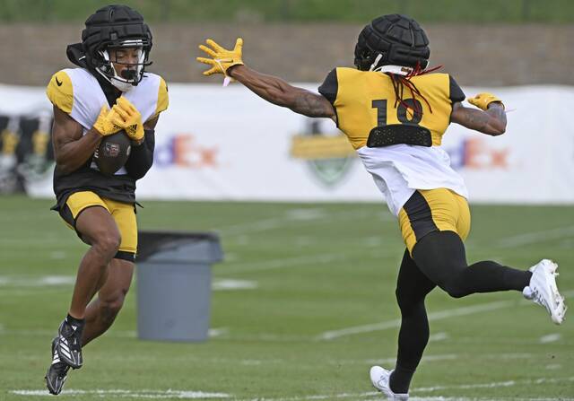 Steelers inside the ropes: Russell Wilson, Justin Fields each show off arm with deep throws