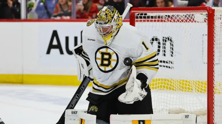 Swayman Remains Committed To Boston Even Without Bruins Contract