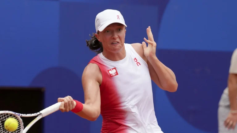 Iga Swiatek reinforces ‘Queen of Clay’ tag in Paris Olympics