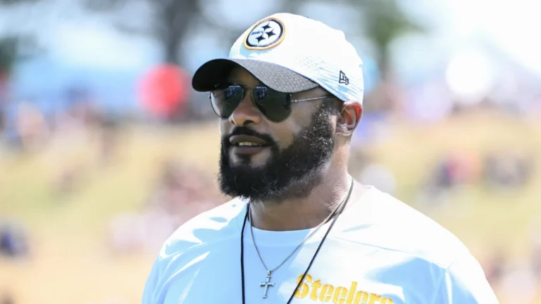 Steelers’ Mike Tomlin Has A “Unique” Way Of Holding His Coaching Staff Accountable