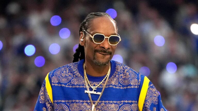 Snoop Dogg Gifts Simone Bile’s Dad with Death Row Chain for 75th Birthday