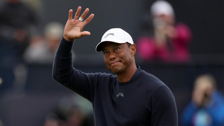 Tiger signals return to golf, ‘normal life’ following successful back surgery