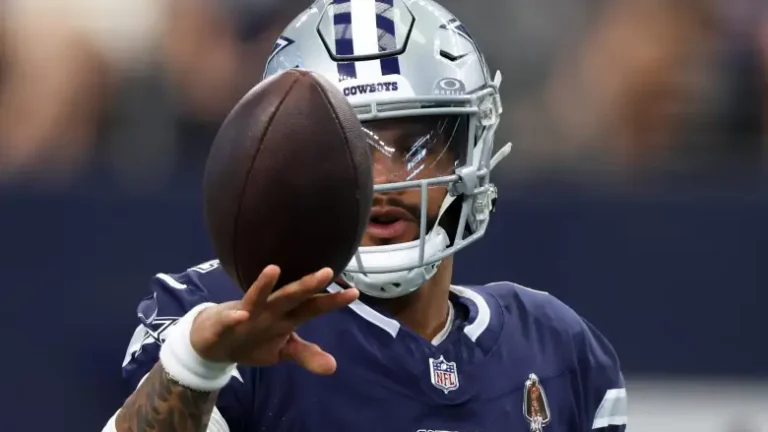 Cowboys’ Dak Prescott Could Bolt Dallas to Replace Hall of Fame QB