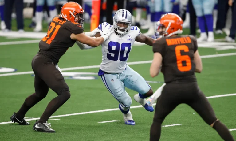 Three reasons to heart-eyes emoji the Cowboys-Browns matchup