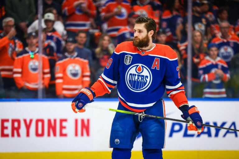 Oilers and Leon Draisaitl agree to record-setting eight-year contract extension